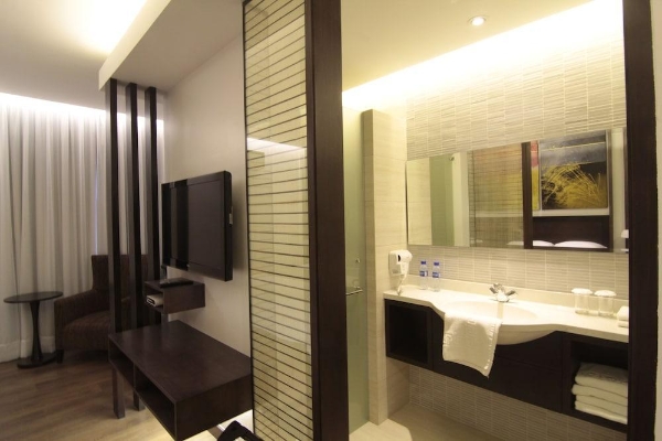 Century Hotel (Balibago)